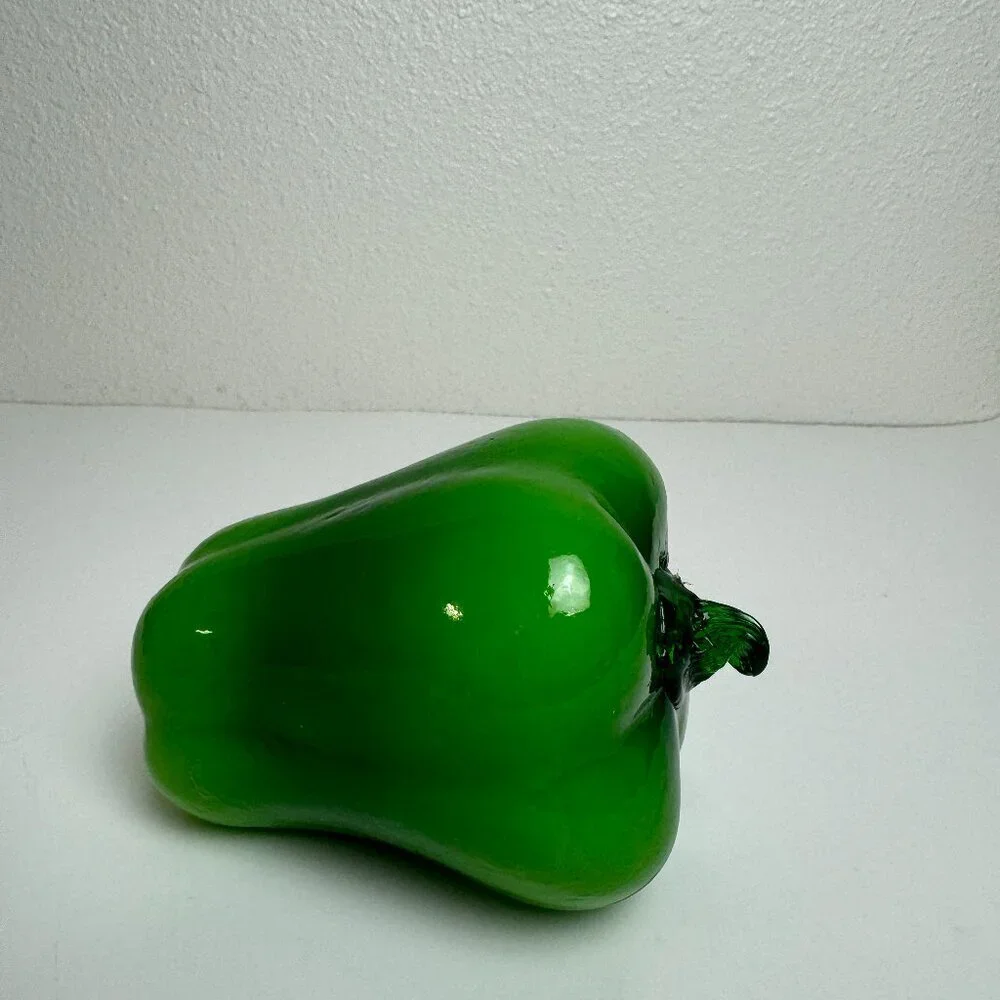 Blow Mold Art Glass Green Bell Pepper 6